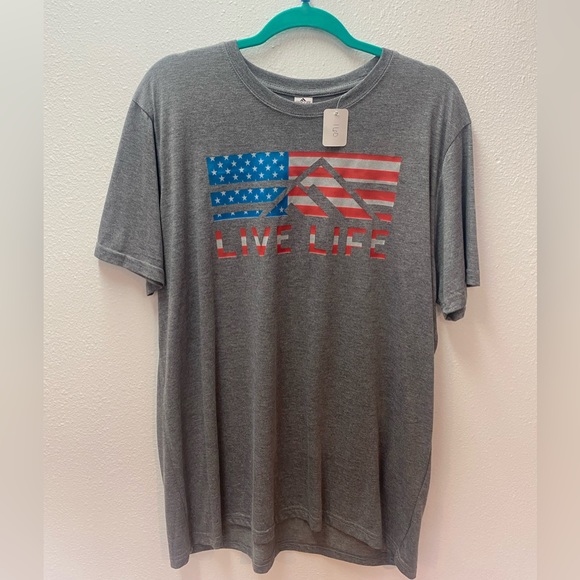 Live Life Clothing Co. Other - NWT Live Life Mens XL American Flag Tee